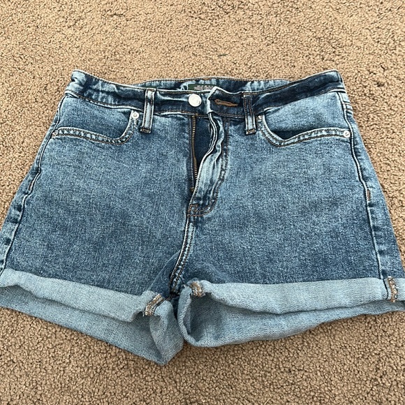 target blue jean shorts size 2/26 - Picture 1 of 3